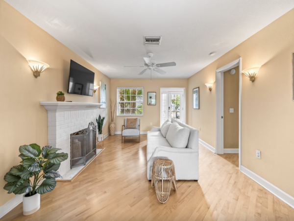 Lido Key Vacation Home with 2 Bedroom and Private Pool